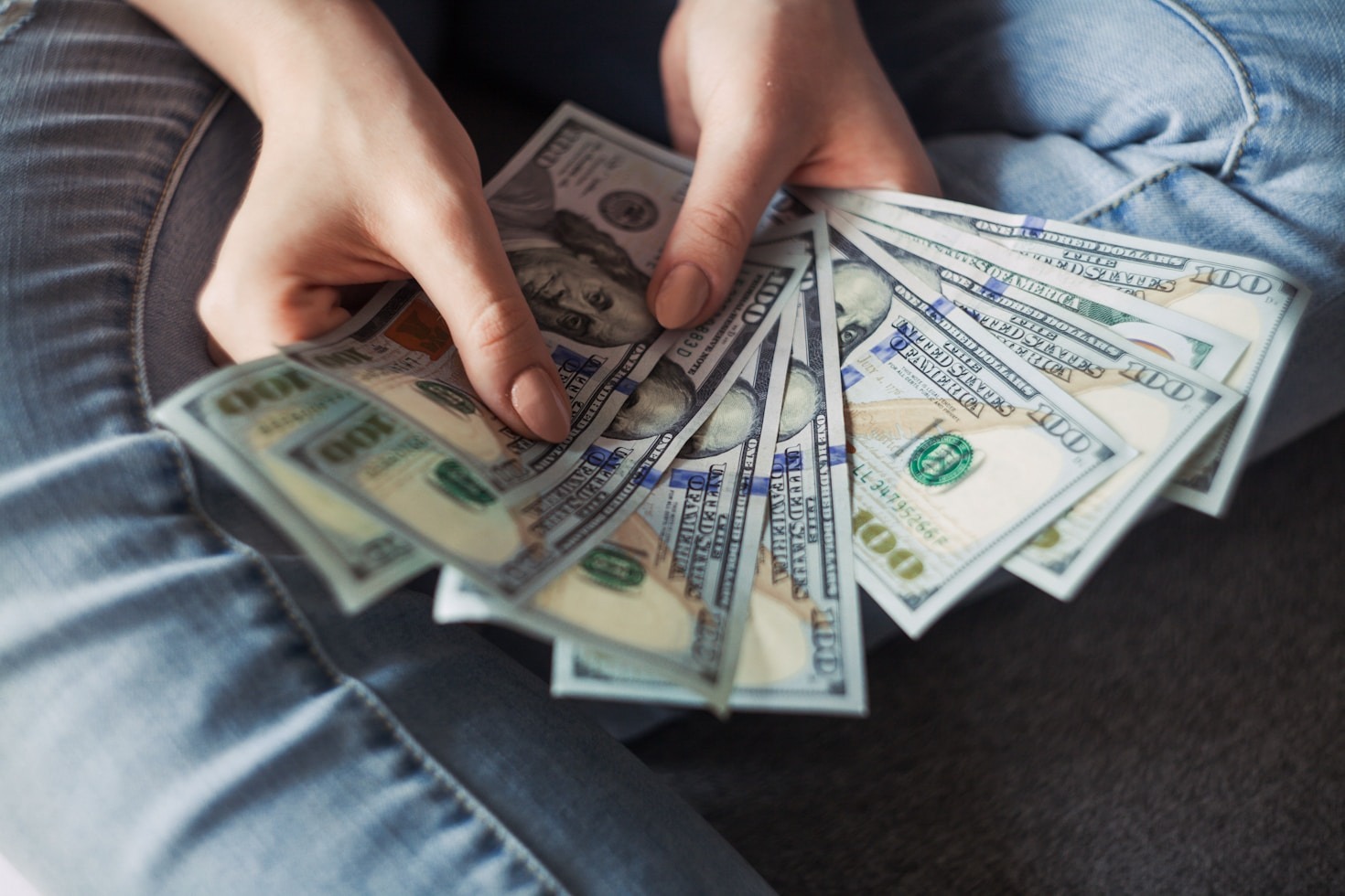 Investindo na internet: cuidados essenciais